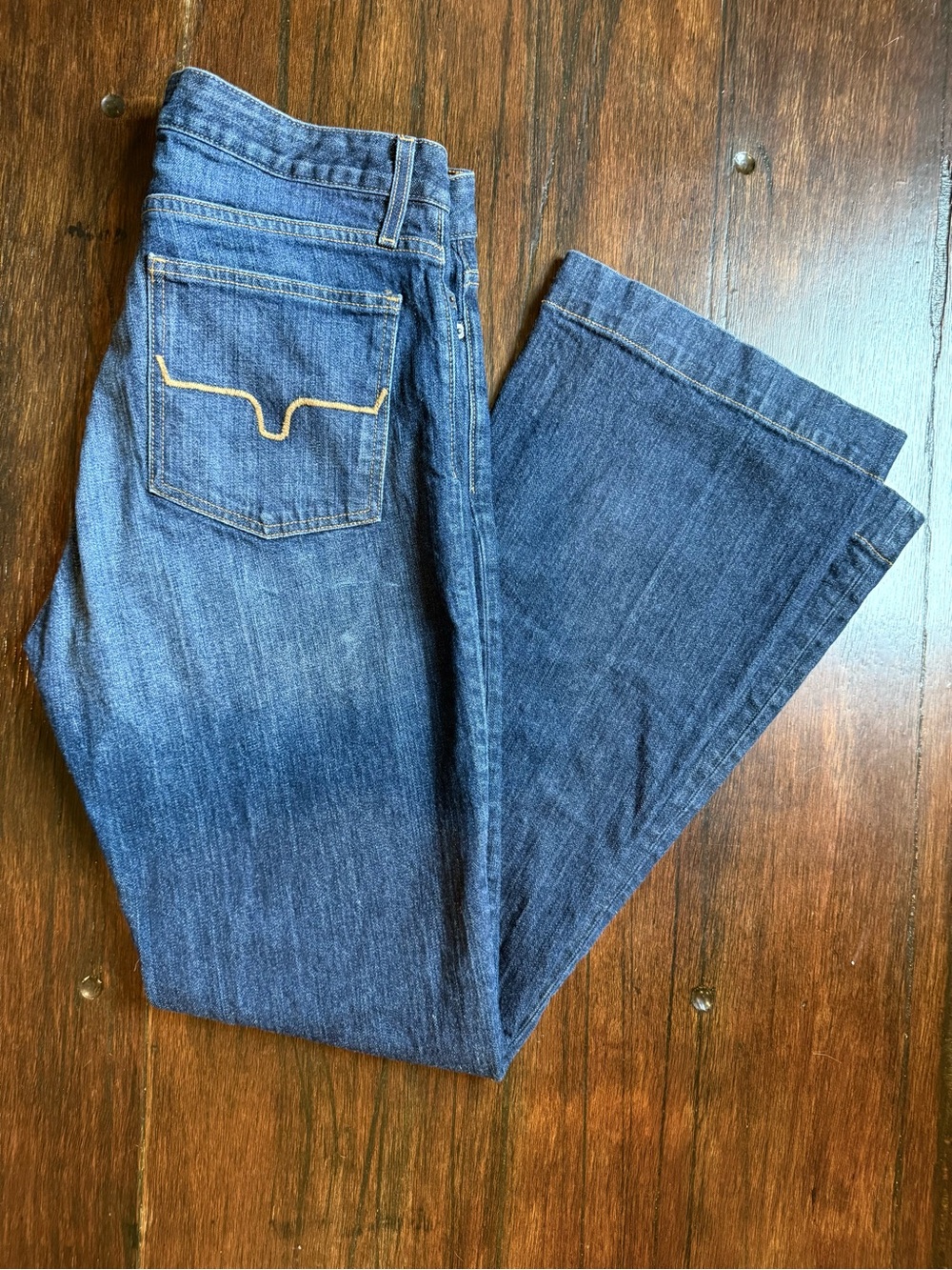 Kimes Ranch Jennifer dark wash. Size 12. 34” inseam. Excellent condition.